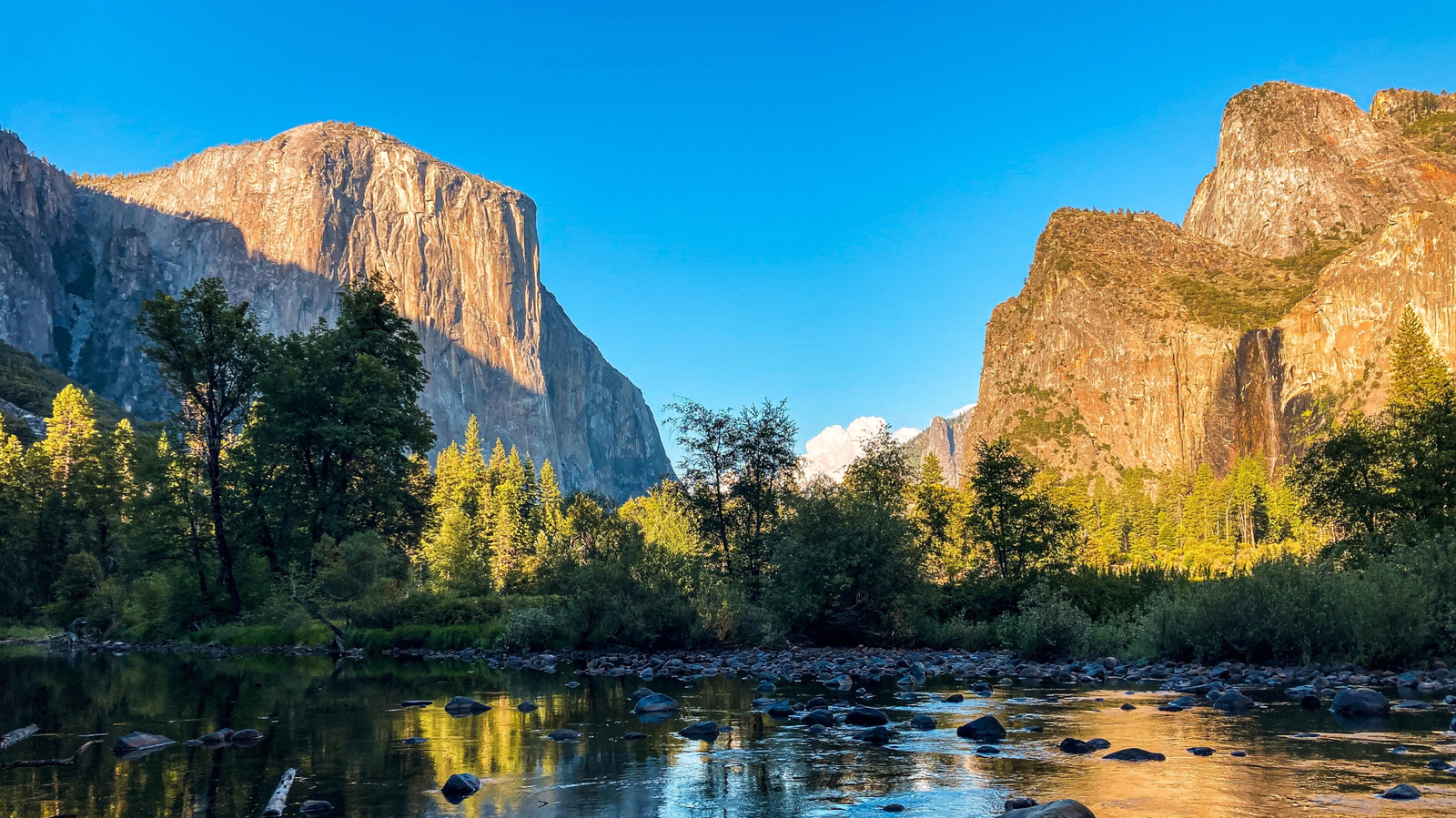 La destination de glamping unique en son genre en Californie, en dehors de Yosemite, ouvrira ses portes en 2026