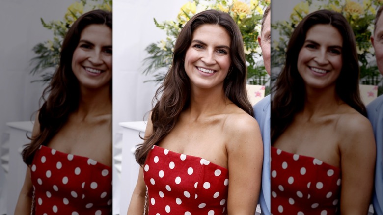 Kaitlan Collins au brunch du week-end dans le jardin des correspondants de la Maison Blanche