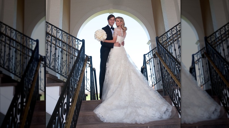 Ivanka Trump et Jared Kushner lors de leur mariage au Trump National Golf Club le 25 octobre 2009 à Bedminster, New Jersey