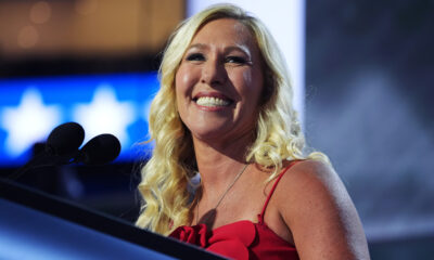 Un regard rapproché sur le maquillage Cakey Matte de Marjorie Taylor Greene est choquant