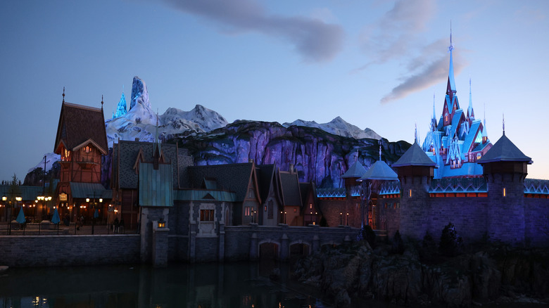 Monde de La Reine des Neiges, Disney Adventure World.
