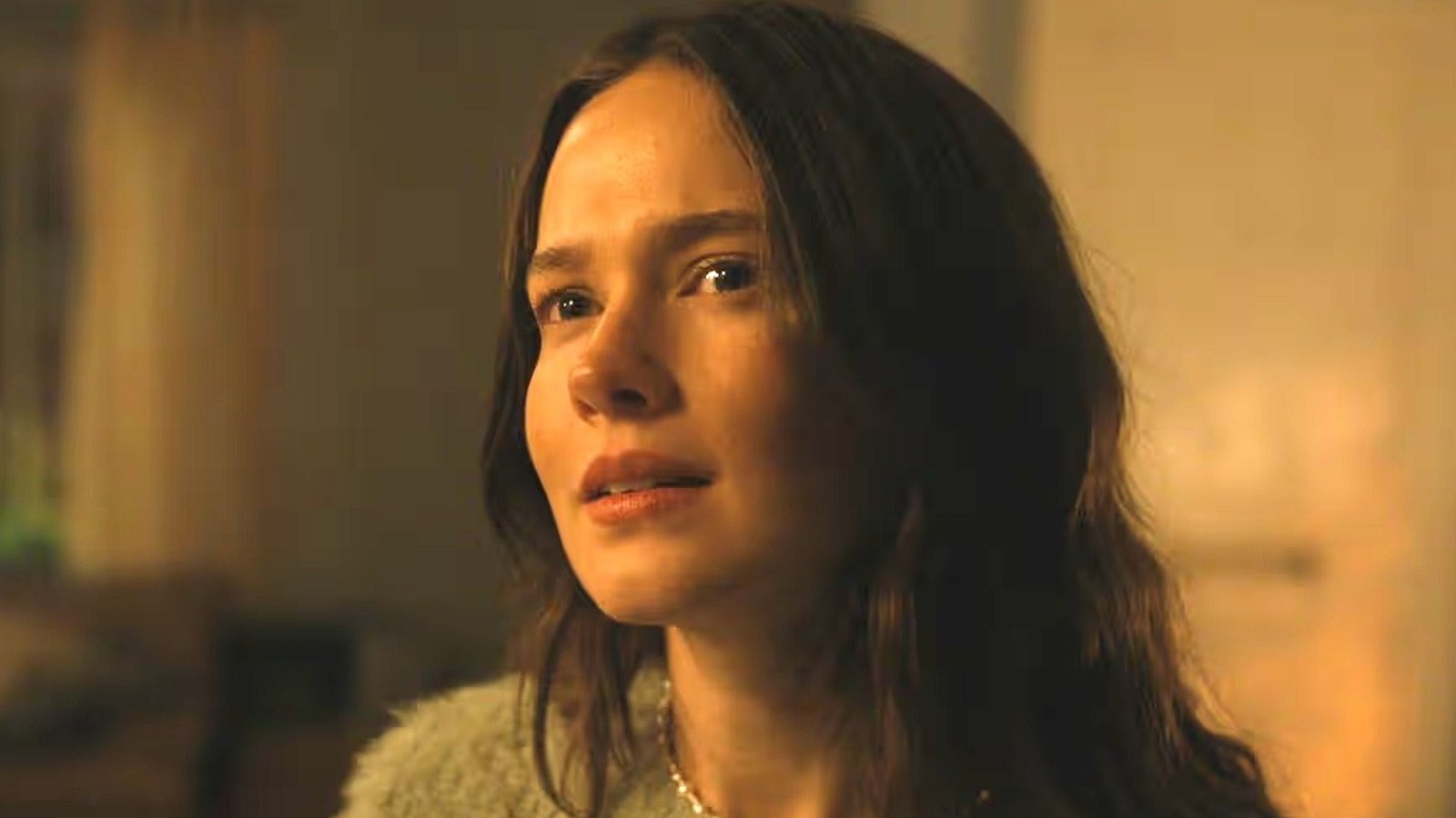 Beef Saison 2 Episode 4 s'attaque au système médical américain dans un miroir sombre du Pitt
