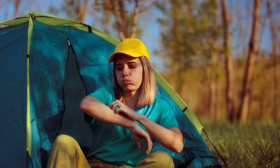 Éloignez les insectes de votre emplacement de camping automobile avec cet article de magasin à un dollar abordable