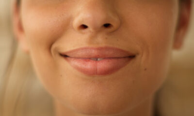 Les muscles du visage « inutiles » que certaines personnes ont encore utilisés à des fins poilues