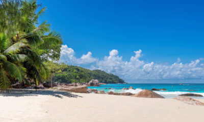 Ce petit pays est un haut lieu de vacances tropicales où le dollar américain est plus fort