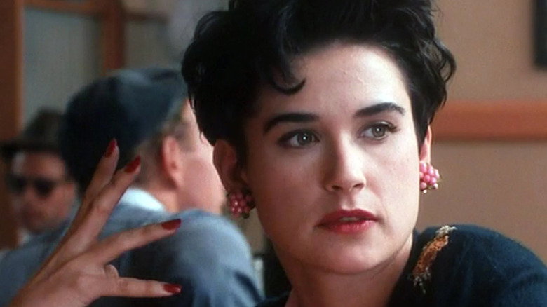 Demi Moore dans le rôle de Cathy dans Tales From the Crypt