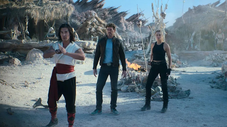 Liu Kang, Johnny Cage et Sonya Blade recherchent leur prochain défi dans Mortal Kombat II