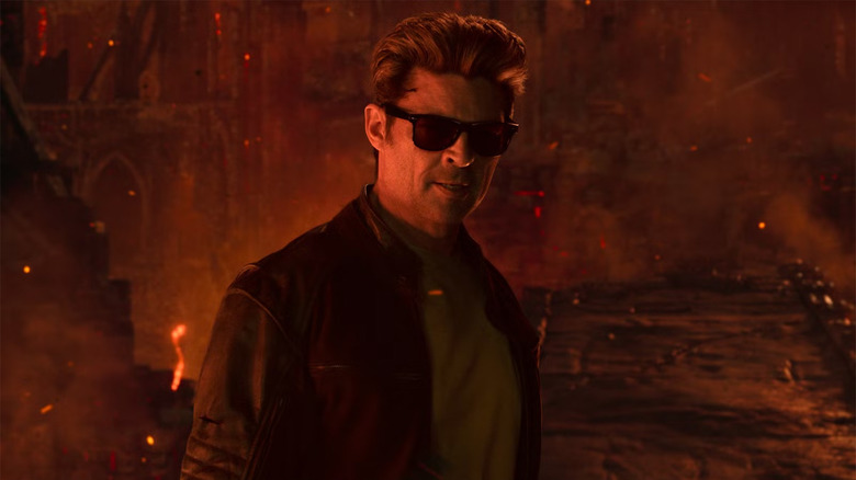 Karl Urban dans le rôle de Johnny Cage dans le royaume des Pays-Bas dans Mortal Kombat II