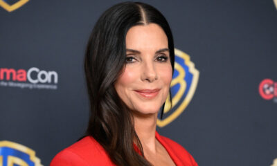 Sandra Bullock est revenue au théâtre en réprimandant sévèrement les lieux de travail qui ne sont pas adaptés aux parents