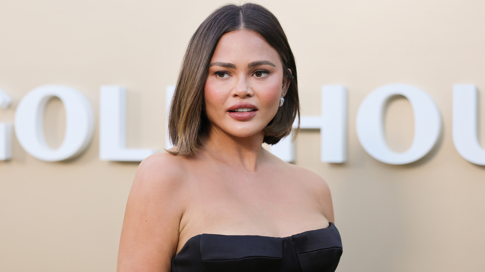 "Le nôtre n'a pas fonctionné du premier coup" : Chrissy Teigen s'exprime sur la réalité du traitement de FIV