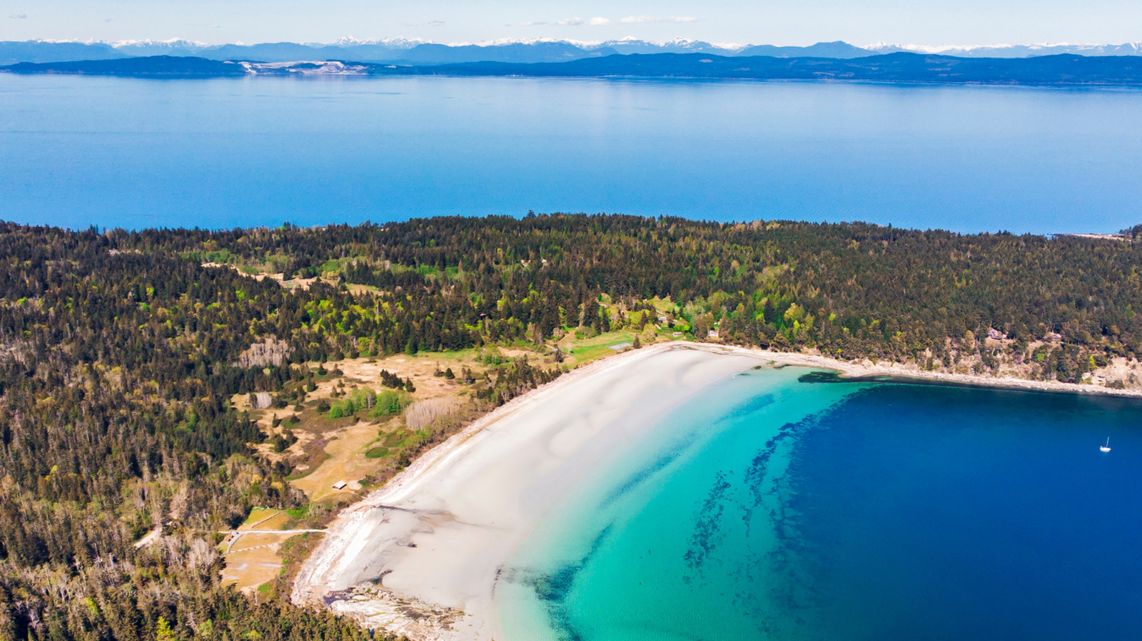 L'« Hawaï du Nord » du Canada est une île magnifique pleine de sentiers, de plages et de forêts