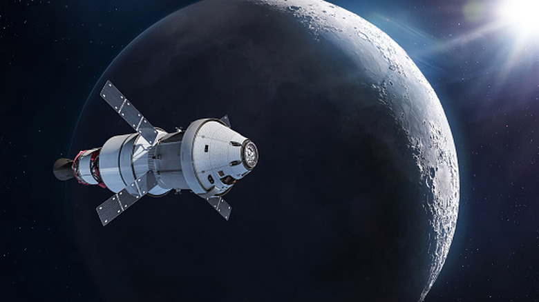 Le vaisseau spatial Orion en orbite autour de la Lune.