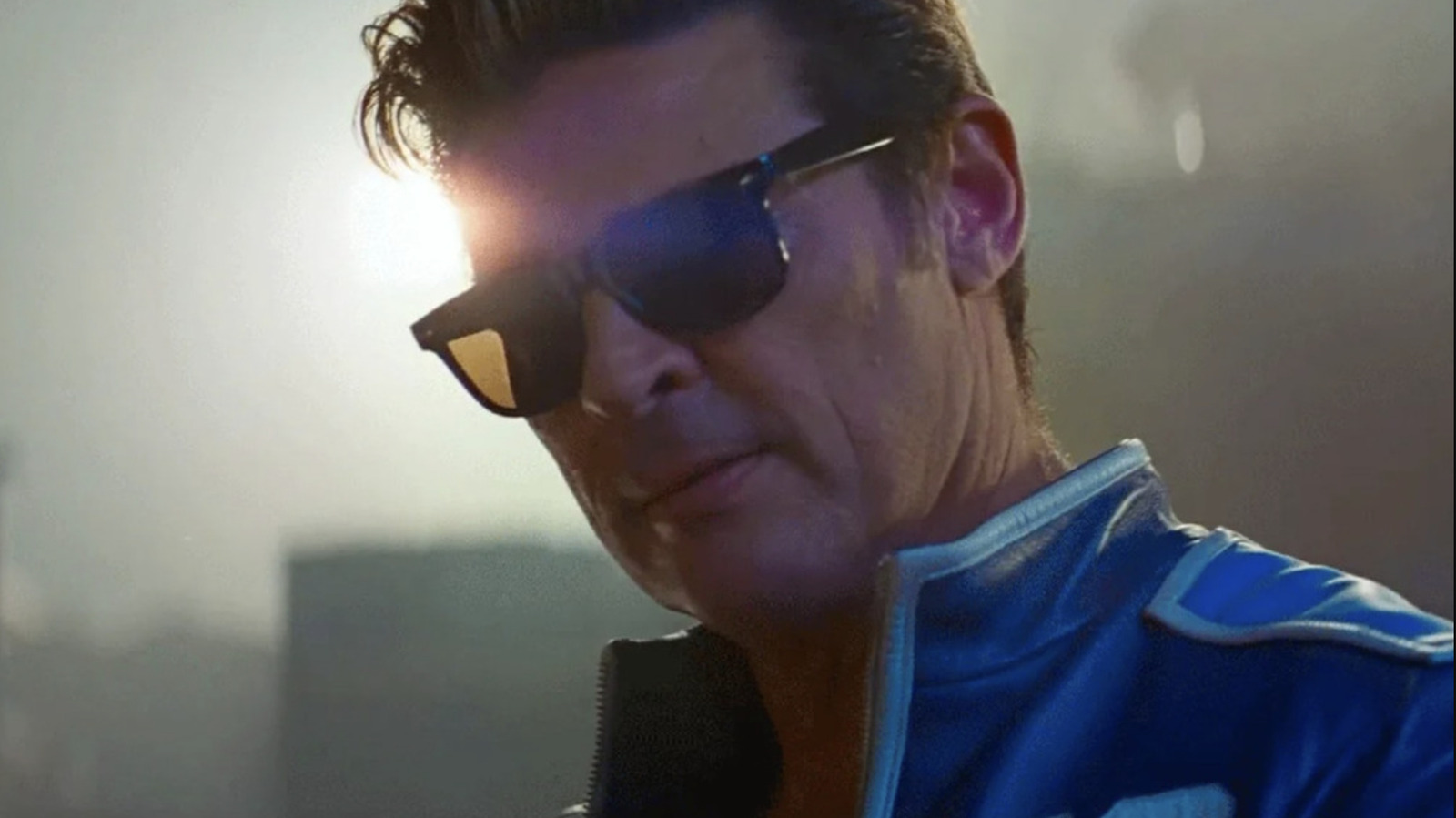Le réalisateur de Mortal Kombat II révèle comment ils ont réalisé le film dans l'univers de Johnny Cage (interview exclusive)