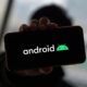 5 téléphones Android qui ont abandonné le lithium-ion pour les batteries silicium-carbone