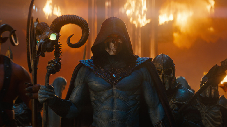 Skeletor entouré de ses sbires en route pour faire du mal dans Masters of the Universe