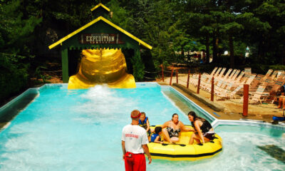 Le plus grand parc aquatique de New York avec montagnes russes hydromagnétiques est une visite incontournable cet été