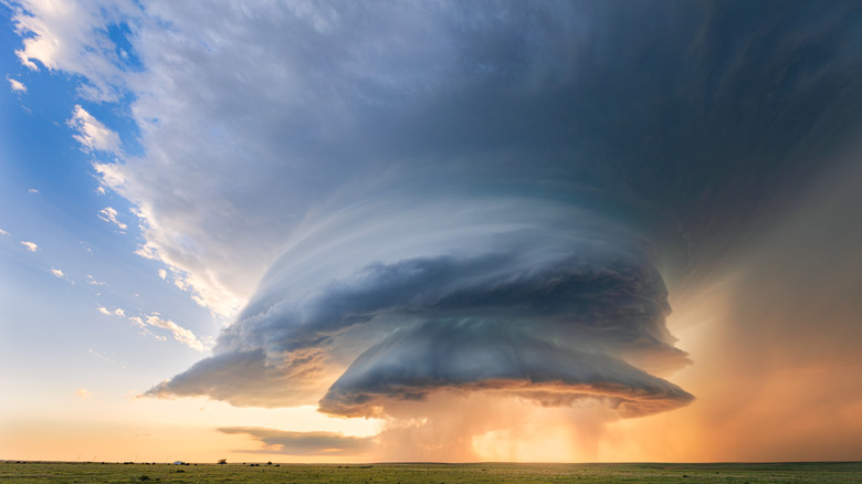 Forts nuages ​​d’orage