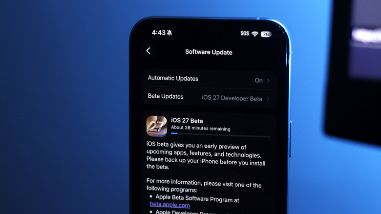 Installation bêta d'iOS 27 sur un iPhone