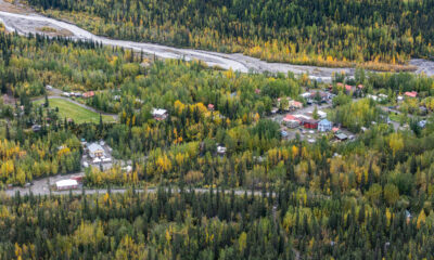 La ville en grande partie abandonnée de l'Alaska se sent figée dans le temps au sein du plus grand parc national des États-Unis