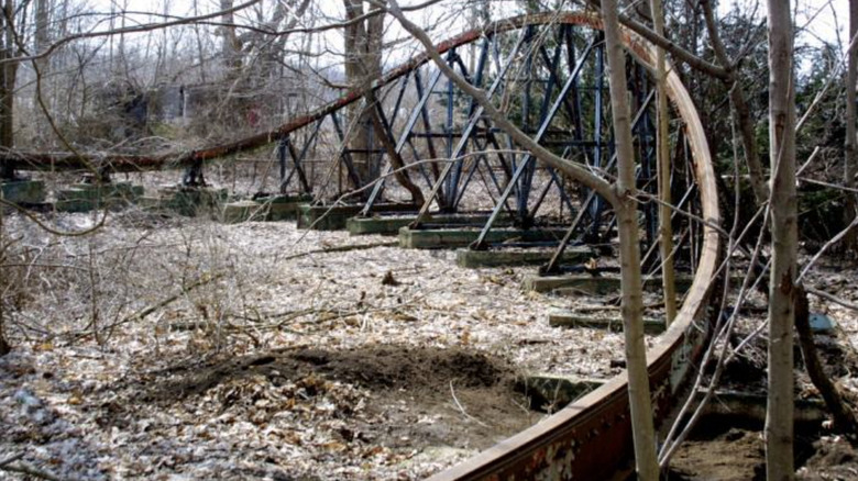 manège abandonné au parc du lac Chippewa