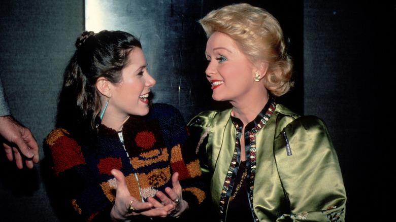 Carrie Fisher et Debbie Reynolds parlent vers 1983