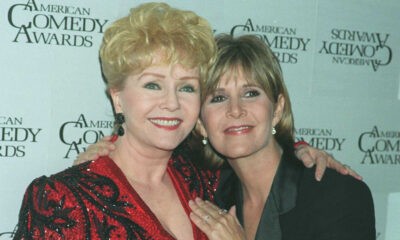 10 photos réconfortantes de Debbie Reynolds et de sa fille Carrie Fisher
