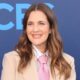 "Un honneur de gagner chaque réplique" : Drew Barrymore n'est pas désolé de rire (ou de vieillir naturellement)