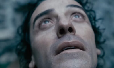 Le film ambitieux et étrange de 2026 d'Oscar Isaac et Gerard Butler est maintenant sur Netflix