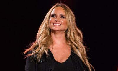 Le « joker » dans la manche de Miranda Lambert après le divorce de Blake Shelton était littéral
