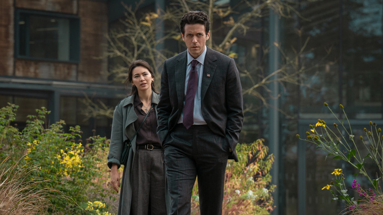 Helen et Daniel enquêtent dans la saison 3 de Silo