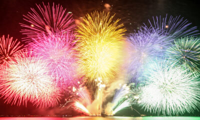 La différence entre les couleurs des feux d’artifice s’explique facilement par la science
