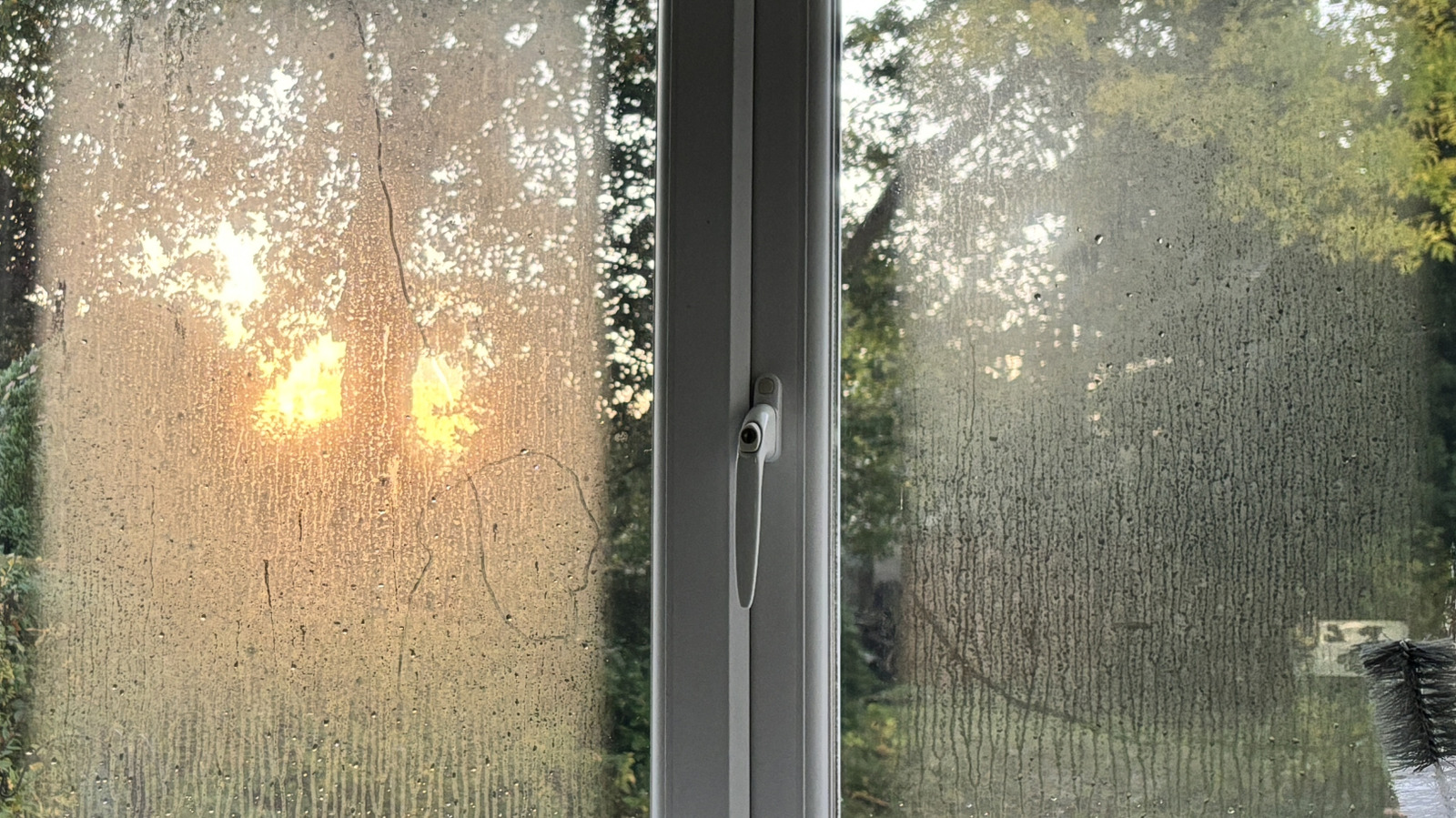 AC contre. Déshumidificateur : quel est le meilleur moyen de réduire l’humidité ?