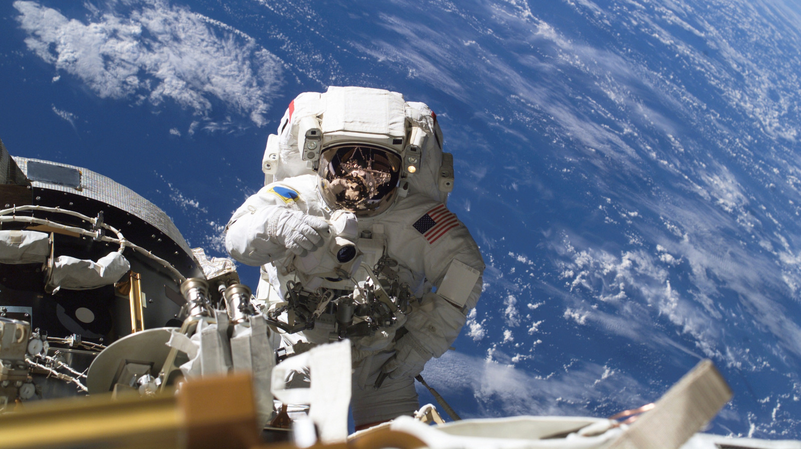 Pourquoi les voyages spatiaux peuvent accélérer le vieillissement du corps humain