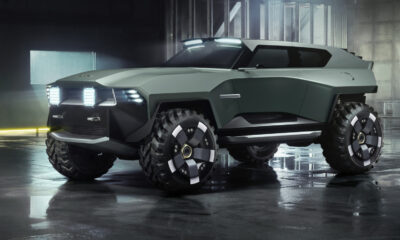 L'Aston Martin Dreadnought est loin d'être une voiture de liaison, et c'est peut-être là le point