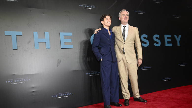 Tom Holland et Christopher Nolan sur le tapis rouge de L'Odyssée