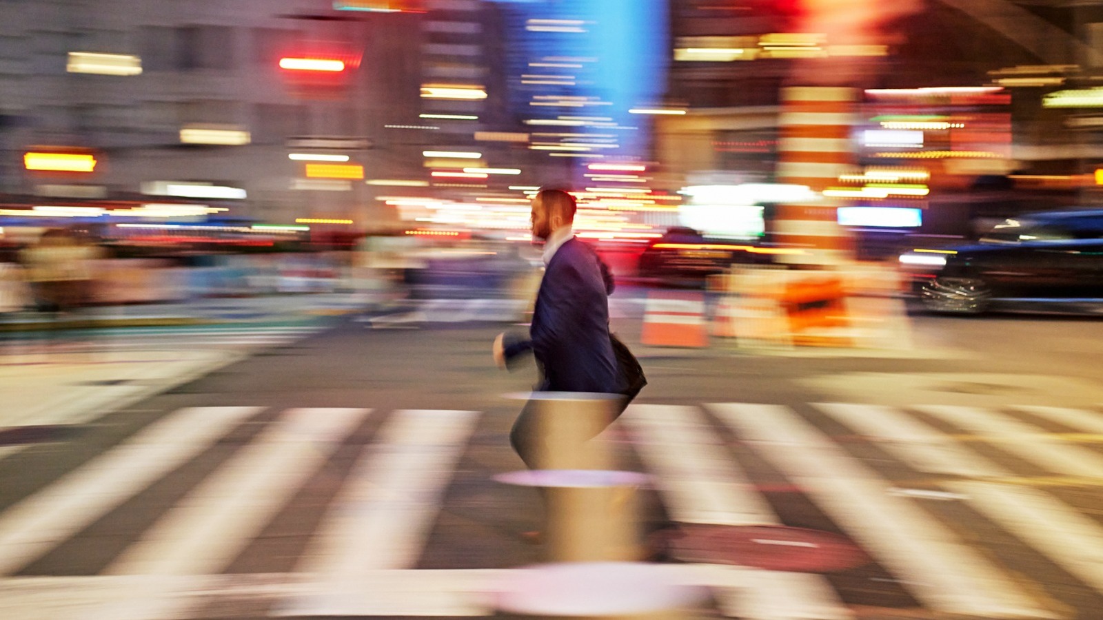 5 raisons pour lesquelles votre téléphone prend des photos floues la nuit (et comment y remédier)