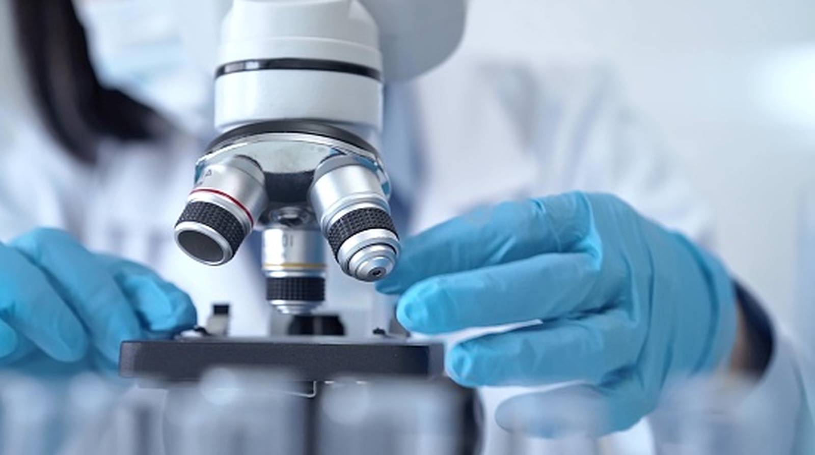 Les scientifiques ne s'attendaient pas à ce que cette cellule fabriquée en laboratoire commence à évoluer d'elle-même