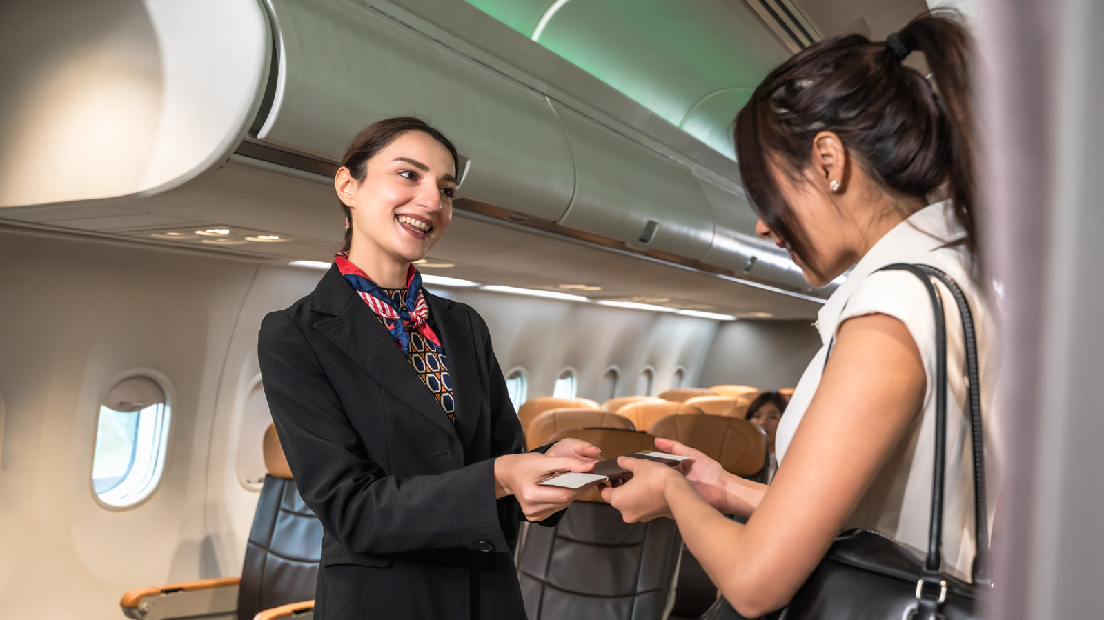Les agents de bord ne supportent pas ce comportement frustrant des passagers lors de l'embarquement