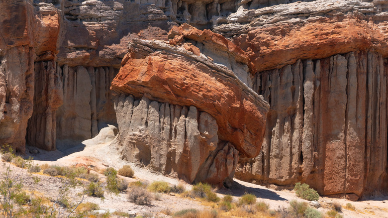 Formation rocheuse de Turk's Turban dans le sentier naturel du canyon Hagen, Californie