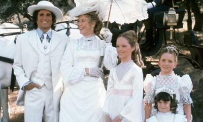 Non, pas la robe blanche de Caroline Ingalls : cette petite robe de maison vendue aux enchères par milliers