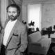 Citation du jour par Gianni Versace : « Ne vous laissez pas influencer par les tendances. Ne faites pas de mode...'