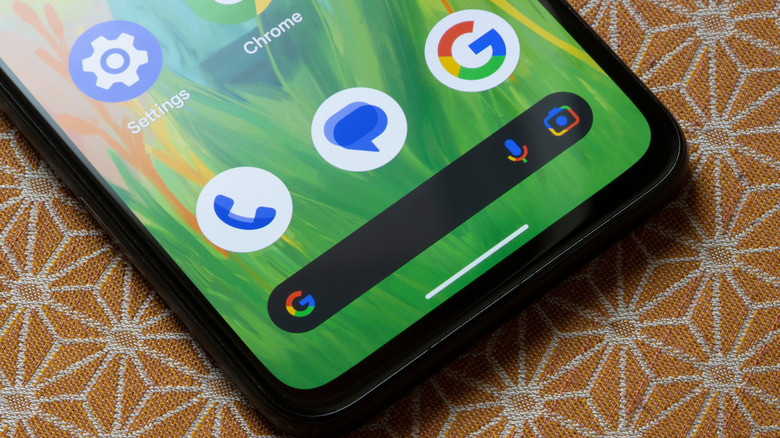 Icône de l'application téléphonique sur un smartphone Pixel.