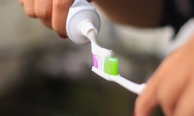 Vous devriez réfléchir à deux fois avant de vous brosser les dents après chaque repas