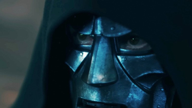 Le Dr Doom de Robert Downey Jr est vu en très gros plan dans Avengers Doomsday.jpg