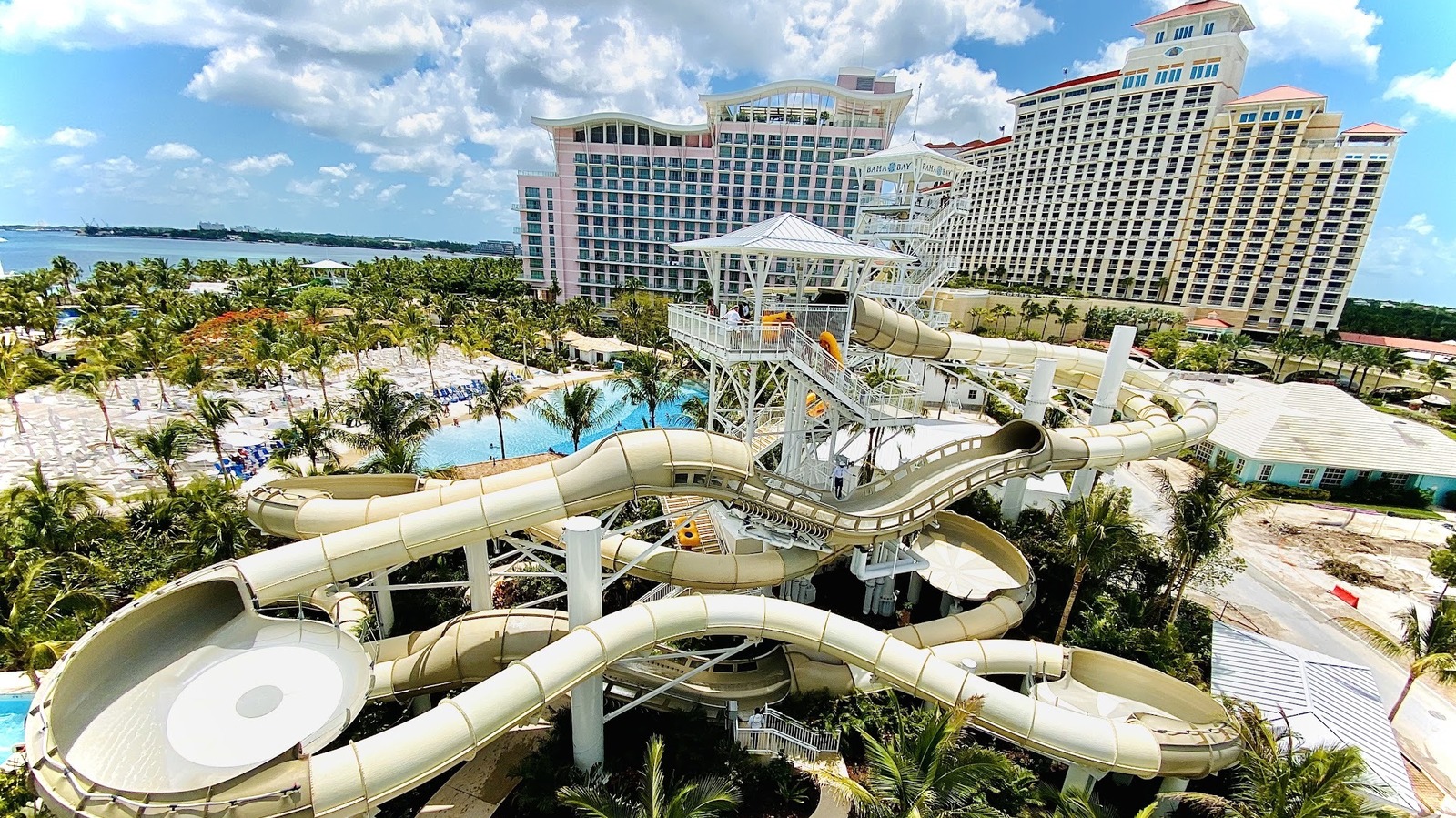 Ce luxueux parc aquatique dans les Caraïbes offre une escapade familiale amusante et relaxante