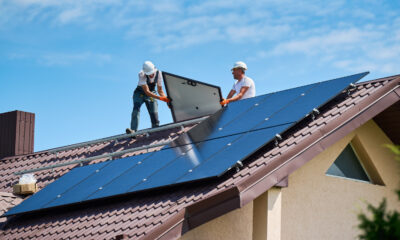 Les panneaux solaires doivent-ils être plats ou inclinés ?