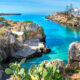 Oubliez Athènes, visitez le paradis isolé de la Grèce avec de l'eau cristalline, des fruits de mer frais et moins de foule