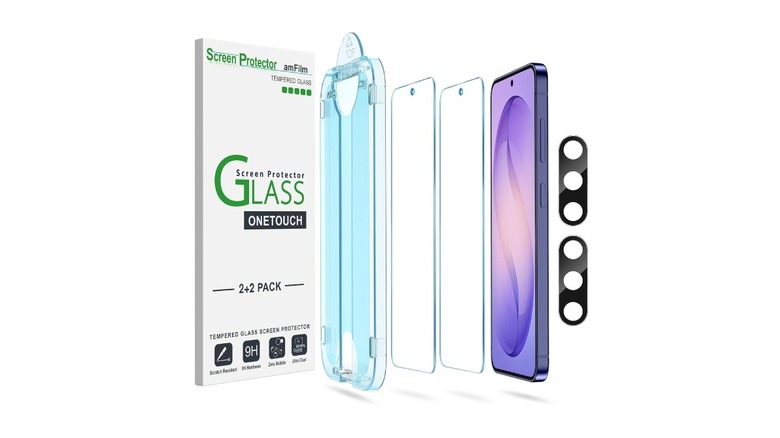 Un pack de protecteurs d'écran Amfilm pour le Galaxy S26 Ultra ainsi que des protecteurs d'appareil photo