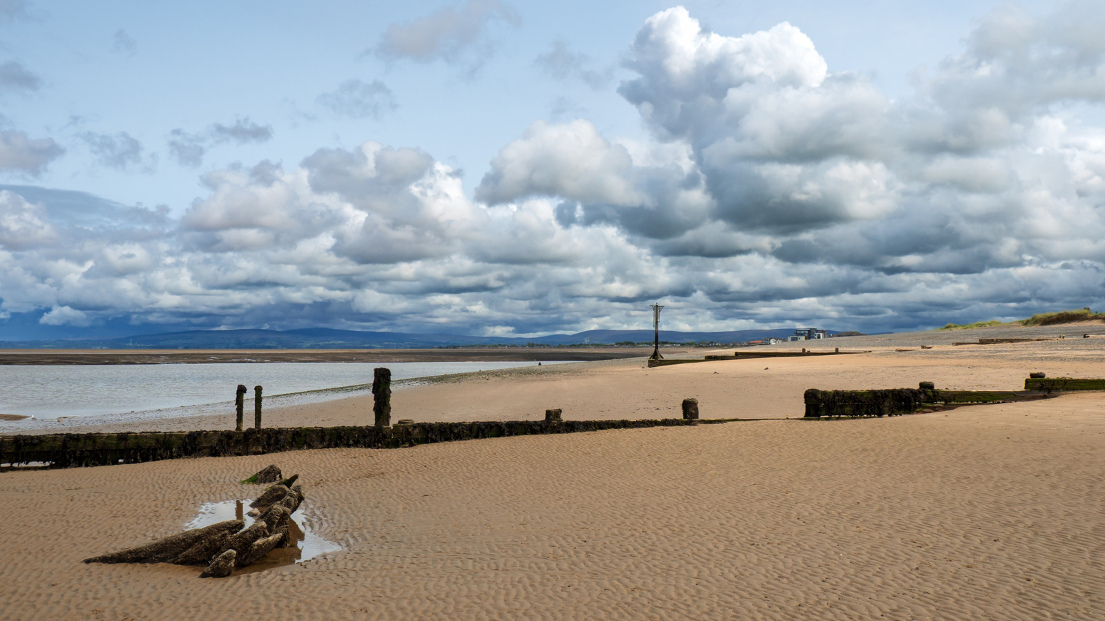 Près de Blackpool se trouve une ville côtière anglaise avec des sentiers panoramiques et des plages primées