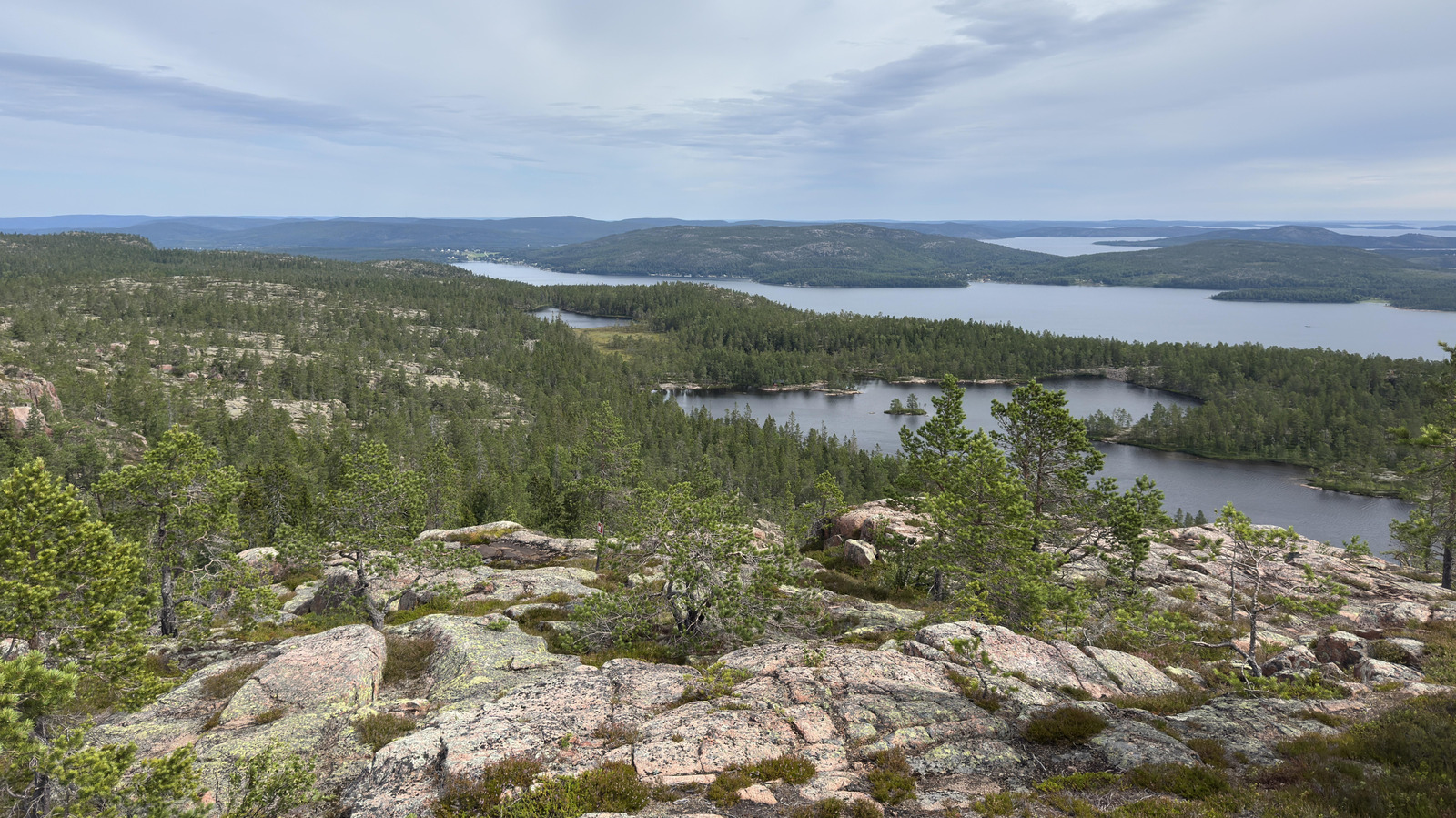 L'un des parcs nationaux d'Europe offre de magnifiques littoraux, forêts et randonnées